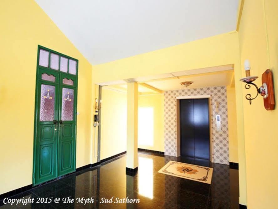 The Myth - Sud Sathorn Acomodação com café da manhã Banguecoque Exterior foto